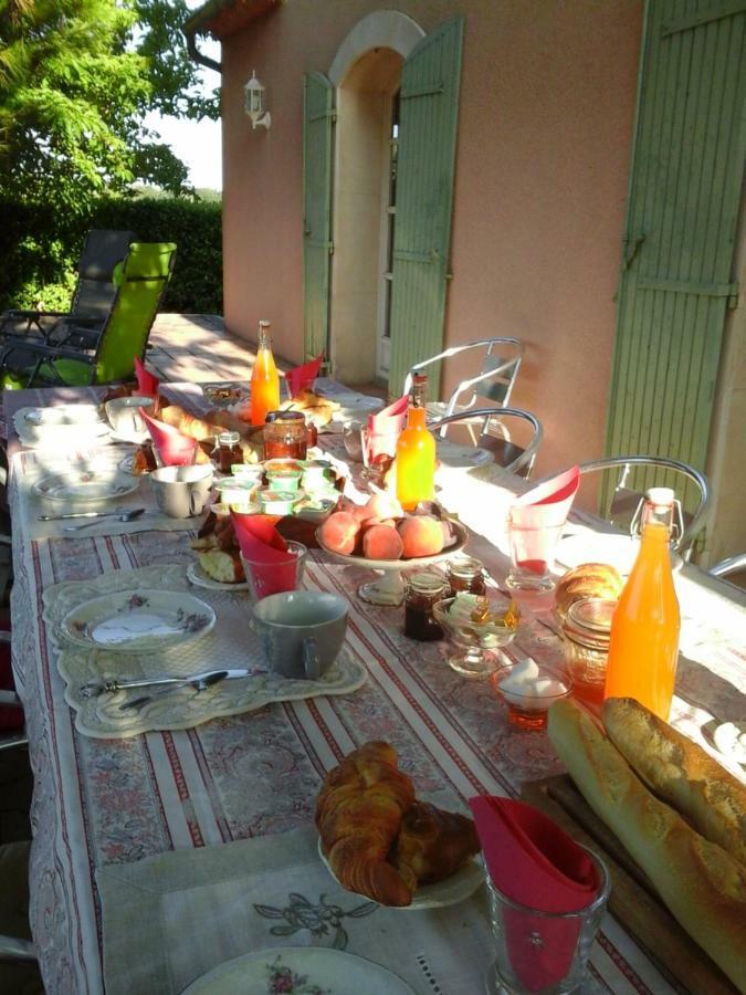 Vents D'Anges Bed & Breakfast Sainte-Cecile-les-Vignes Exterior photo