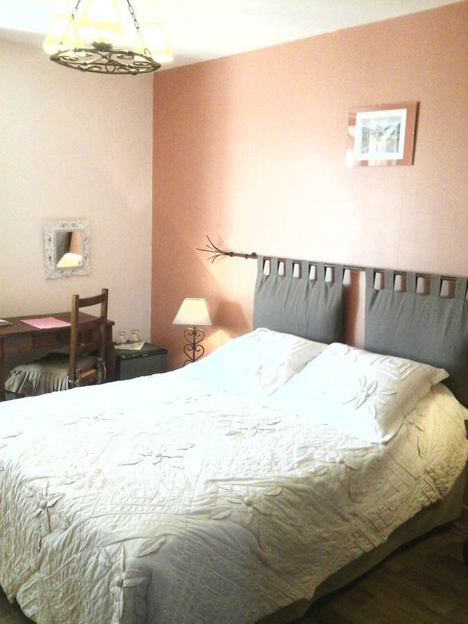 Vents D'Anges Bed & Breakfast Sainte-Cecile-les-Vignes Exterior photo